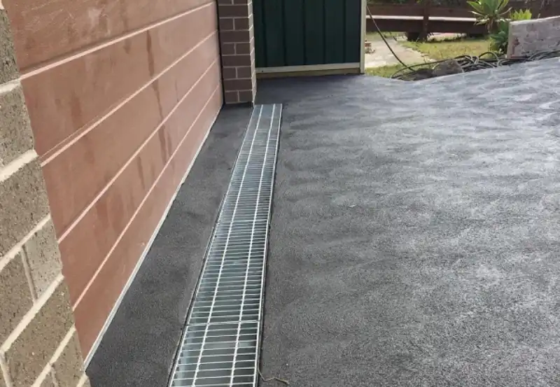 metal gutter drain house 800x553